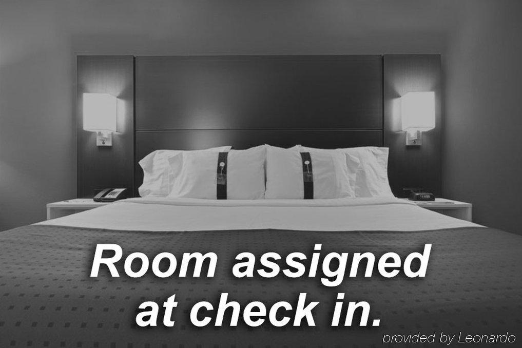 Holiday Inn Express Tuscola Екстер'єр фото